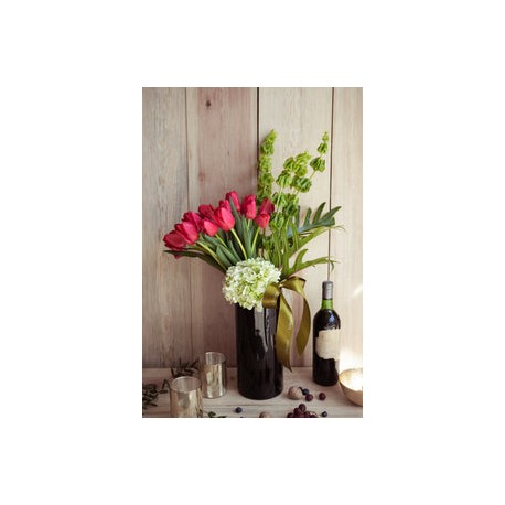 Leah, tulipanes en arreglo floral